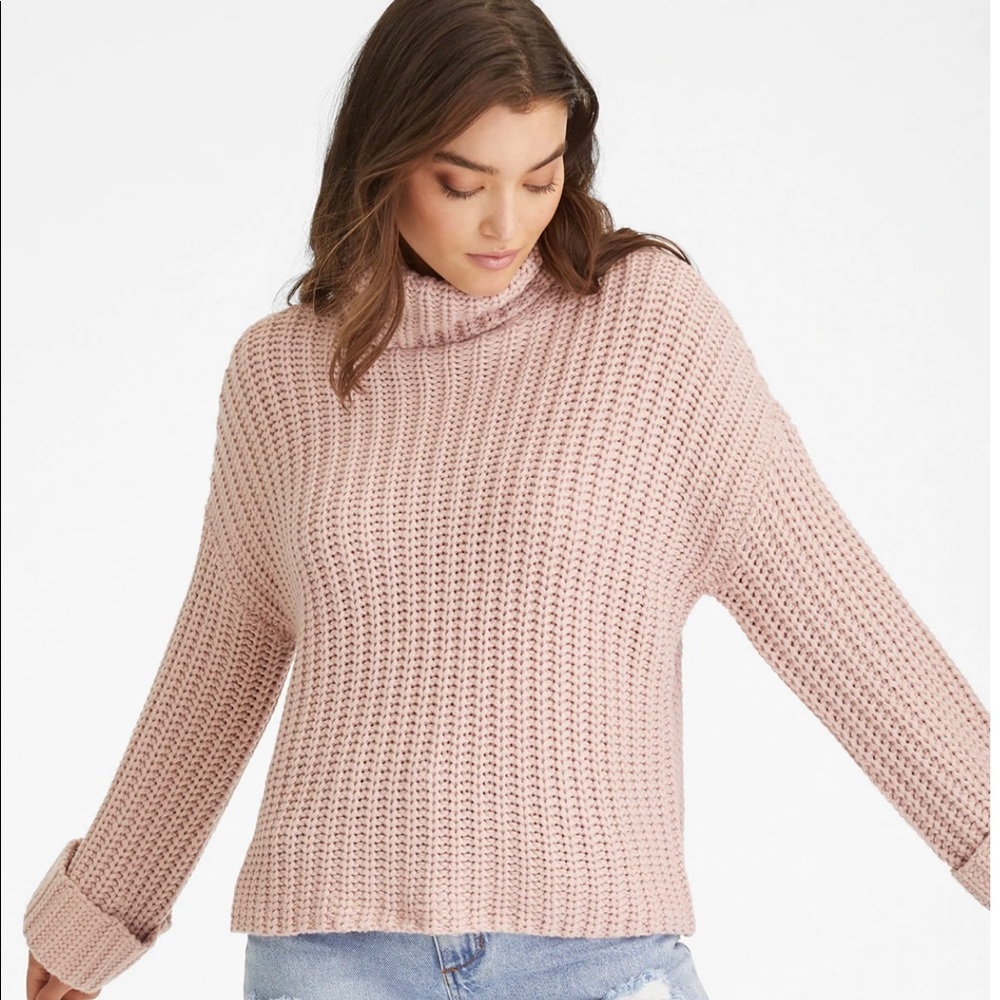 NWOT Vince Turtleneck Sweater